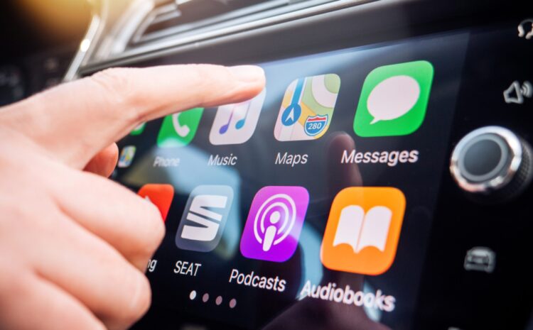  Apple CarPlay i Android Auto wycofane, General Motors wprowadzi własny system